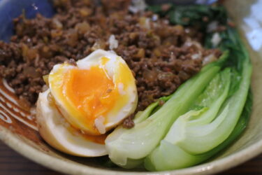 ルーローハンの本格レシピ | おウチで屋台気分を味わえる台湾ごはんの作り方