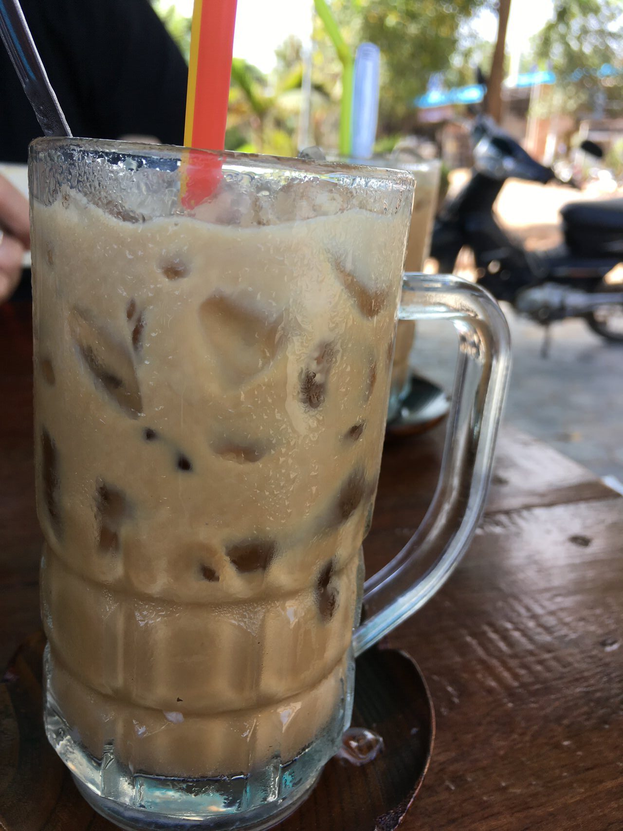 カンボジアコーヒー　練乳　コンデンスミルク